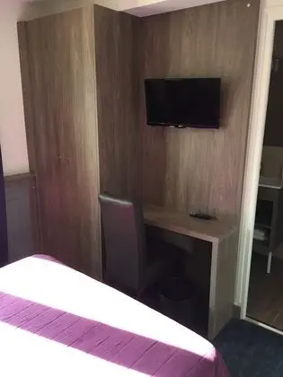 Tek Büyük Yataklı Oda, 1 Çift Kişilik Yatak, Dağ Manzaralı