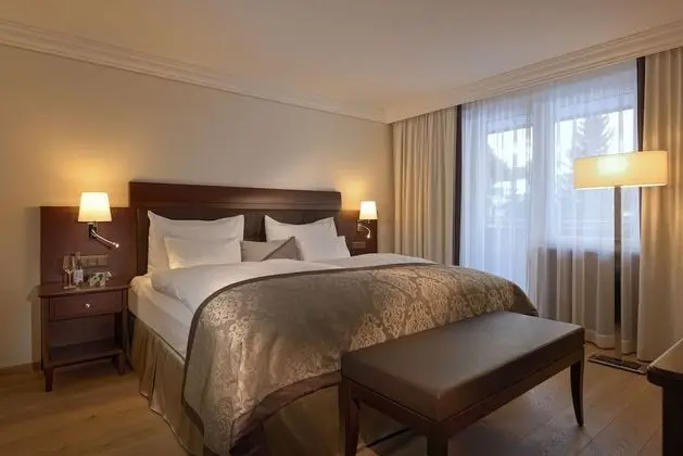 Alpine Classic Suite, Mountain view