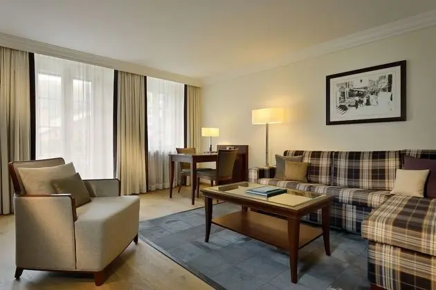 Alpine Classic Suite, Mountain view