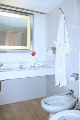 Junior Süit, Balkon, Golf Manzaralı