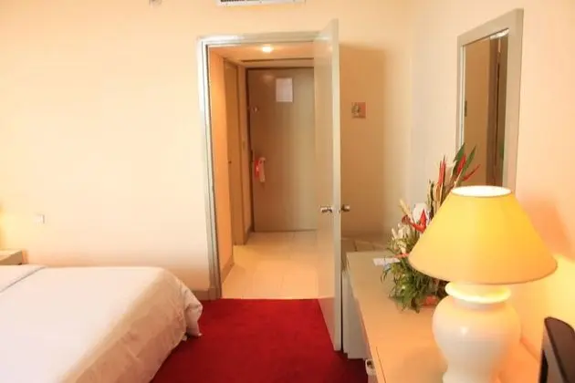 Tek Kişilik Oda, Balkon, Golf Manzaralı