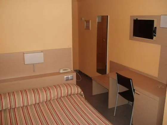 Tek Kişilik Oda