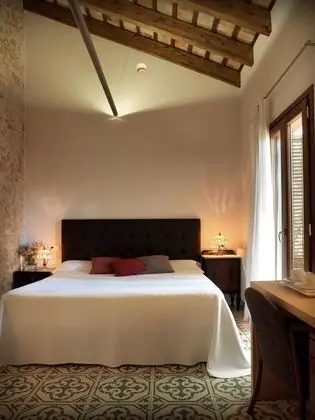 Tek Büyük Yataklı Oda (Monasterio)