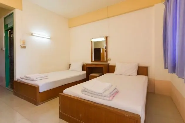 Twin Room with Air Conditioned