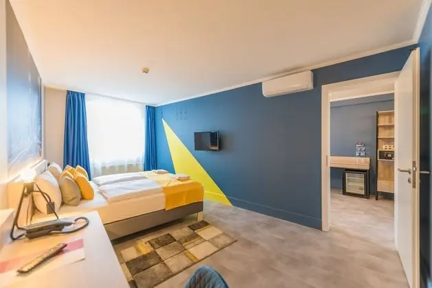Connecting Family Room