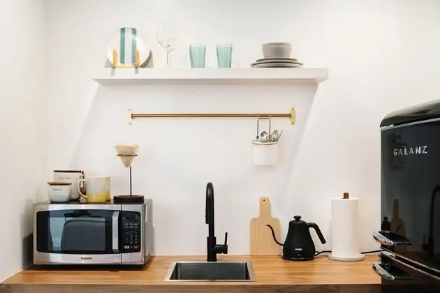 The King ADA w/Kitchenette