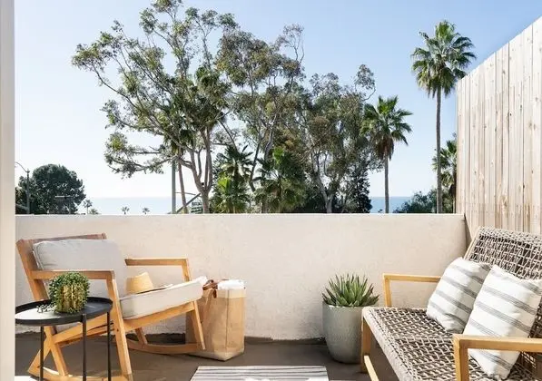 The King Ocean View w/Balcony