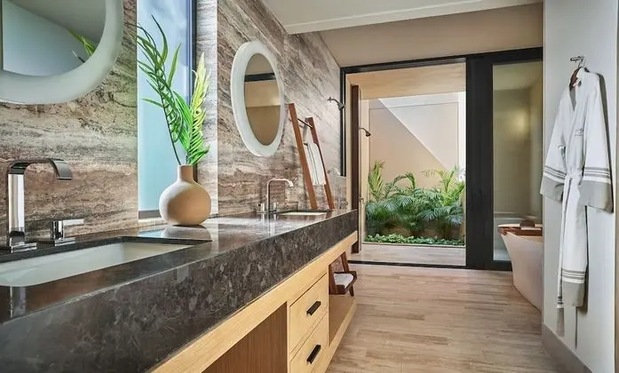 Süit, 1 Yatak Odası (Coastal View)