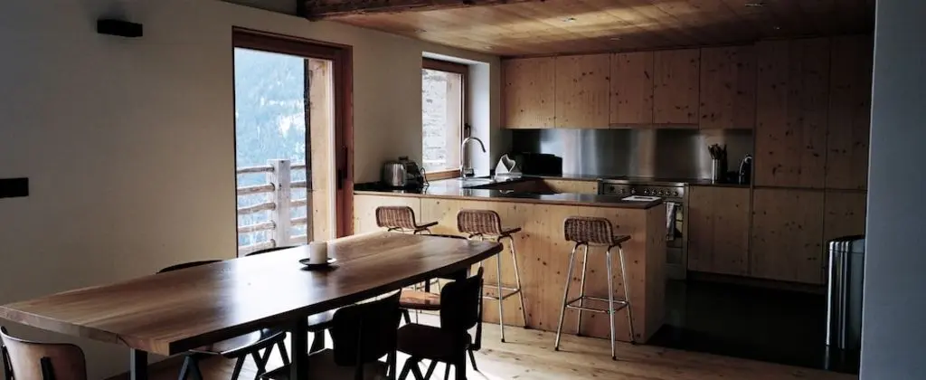 Kır Evi (Six Blanc)