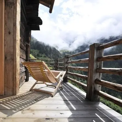 Kır Evi (Six Blanc)