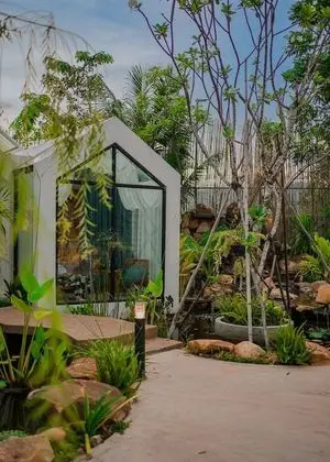King Suite With Garden View