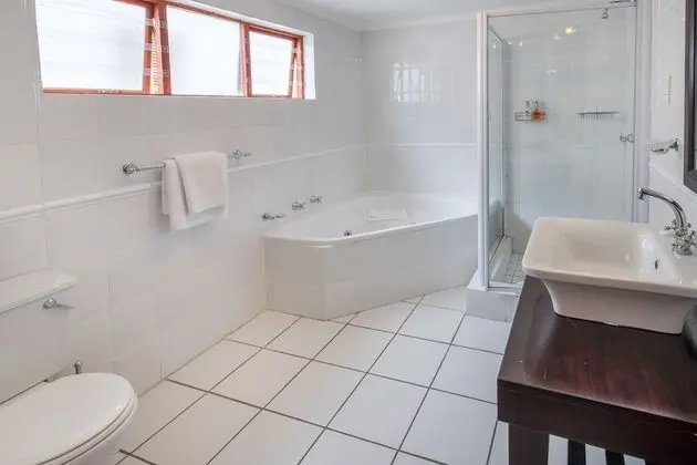 Luxury Tek Büyük Yataklı Oda