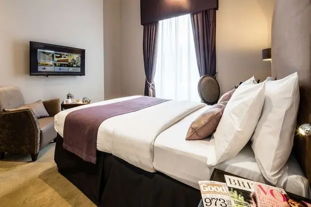 Standard Tek Büyük Yataklı Oda