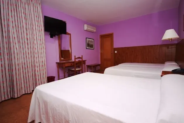 Standard Üç Kişilik Oda