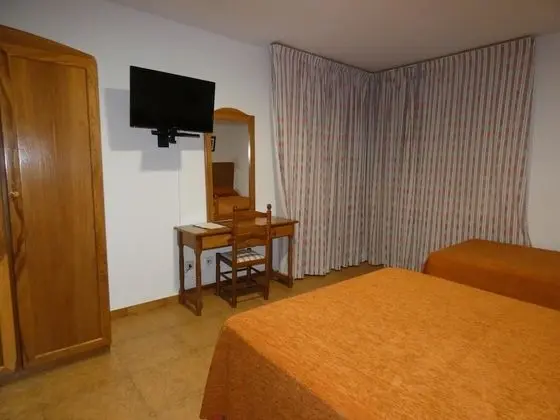 Standard Üç Kişilik Oda