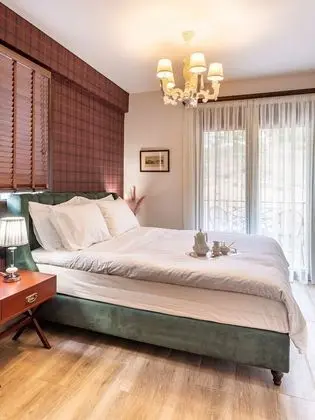 Luxury Villa, 4 Yatak Odası, Göl Manzaralı