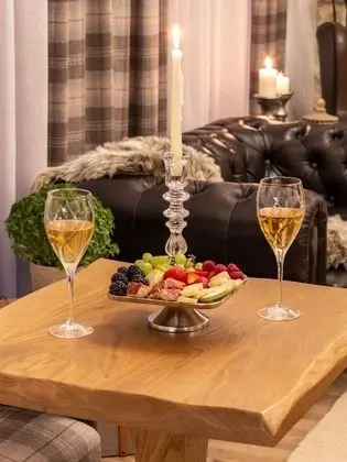 Luxury Villa, 4 Yatak Odası, Göl Manzaralı