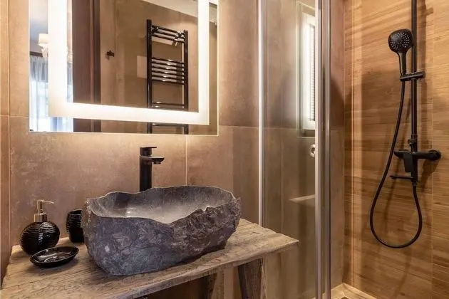 Luxury Villa, 4 Yatak Odası, Göl Manzaralı