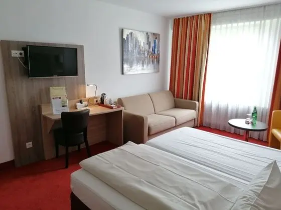 Comfort Tek Büyük Yataklı Oda
