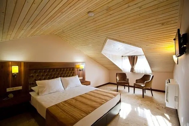 Aile Odası, Şehir Manzaralı