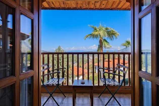 https://images.etstur.com/imgproxy/resize/2560x1440/files/images/hotelImages/etsrooms/797/Montana_Pine_Resort_20250713201235_9.jpg