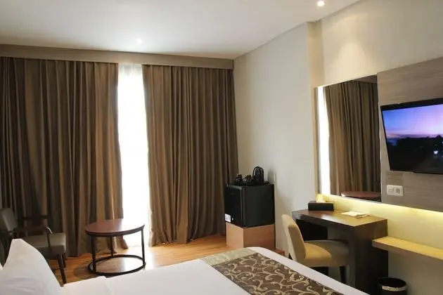 Deluxe Room with balcony