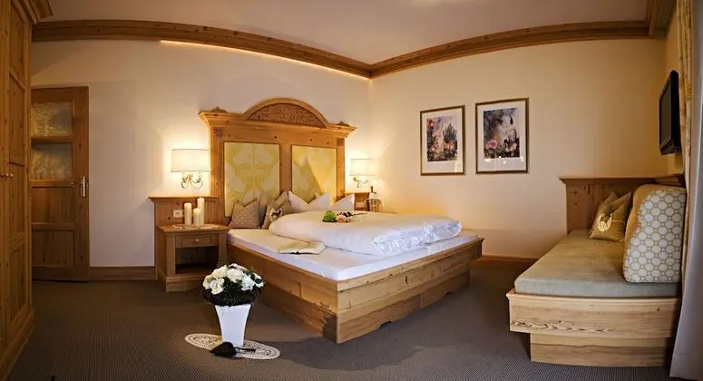 Comfort Tek Büyük Yataklı Oda, 1 Büyük (Queen) Boy Yatak, Dağ Manzaralı