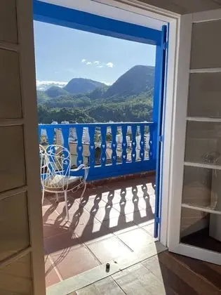 Traditional Tek Büyük Yataklı Oda