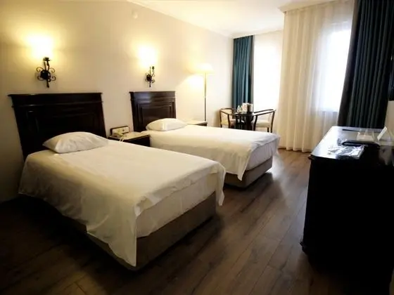Standart Oda, Şehir Manzaralı