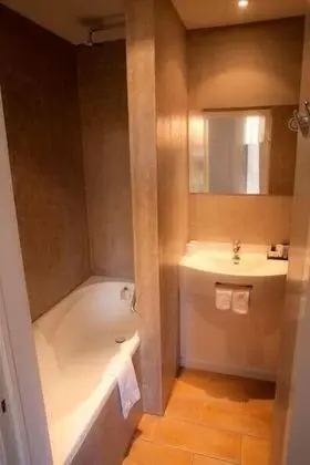 Standard İki Ayrı Yataklı Oda, Bahçe Manzaralı