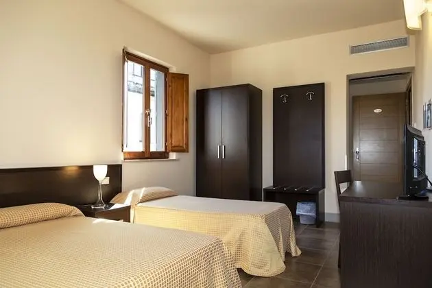 Family Oda, Özel Banyo, Bahçe Manzaralı