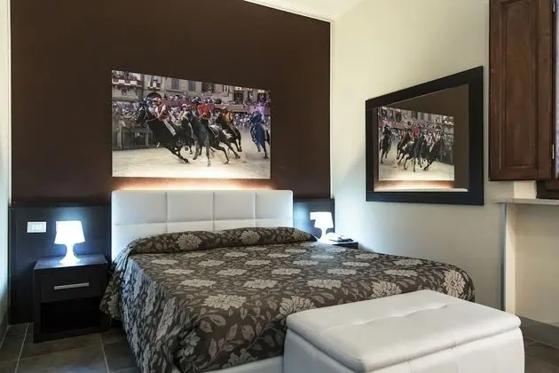 Superior Tek Büyük veya İki Ayrı Yataklı Oda, Özel Banyo, Bahçe Manzaralı