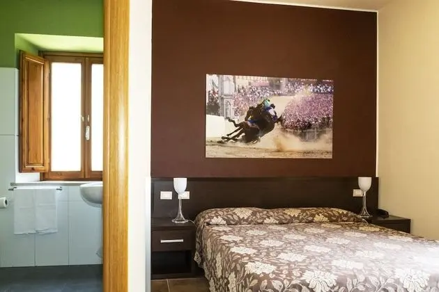 Superior Tek Büyük veya İki Ayrı Yataklı Oda, Özel Banyo, Bahçe Manzaralı