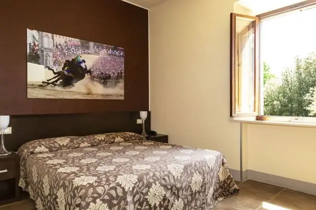 Superior Tek Büyük veya İki Ayrı Yataklı Oda, Özel Banyo, Bahçe Manzaralı
