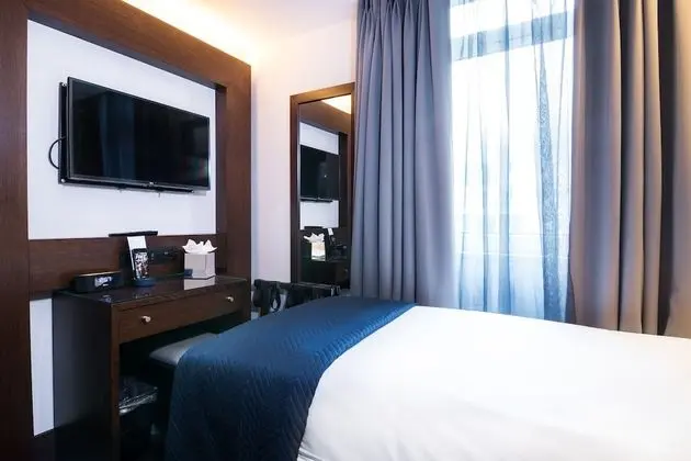 Deluxe Tek Kişilik Oda