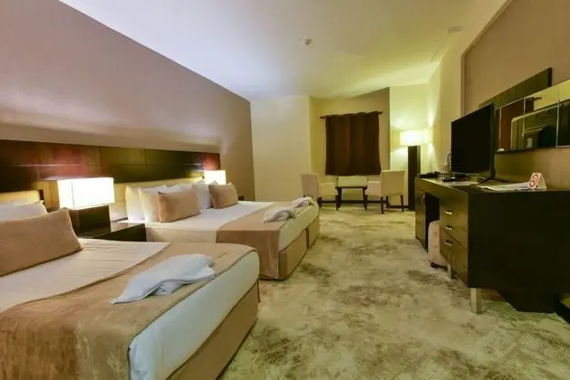 Quatro Deluxe Room