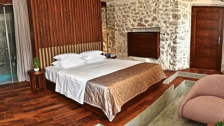 Tek Büyük Yataklı Oda, Deniz Manzaralı (Mt Lovcen)