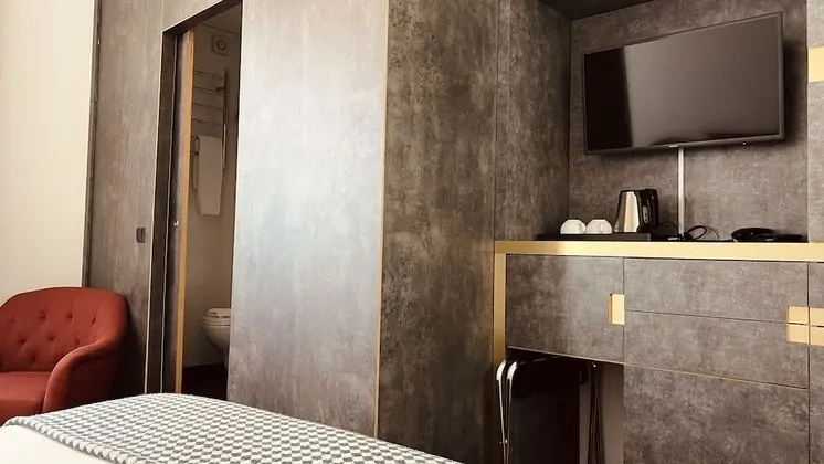 Tek Büyük Yataklı Oda, 1 Büyük (Queen) Boy Yatak, Şehir Manzaralı