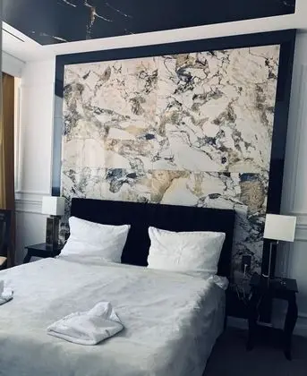 Deluxe Double Room, Bathtub
