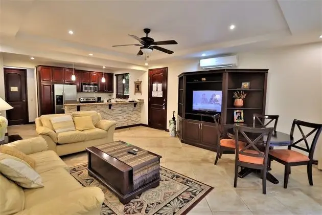 Luxury Daire, Teras, Havuz Kenarı