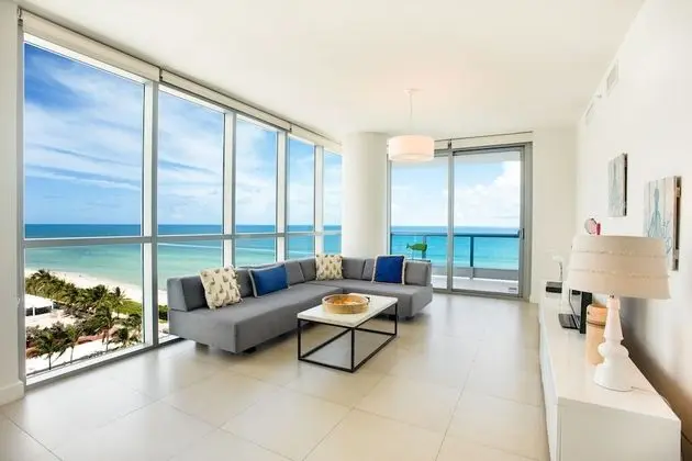 Luxury Beachfront Apartment with Balcony