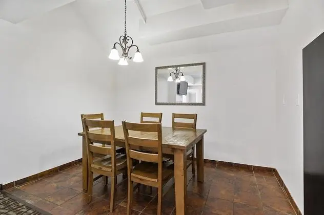 Odada yemek servisi