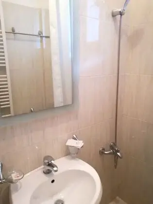 Classic Tek Büyük Yataklı Oda