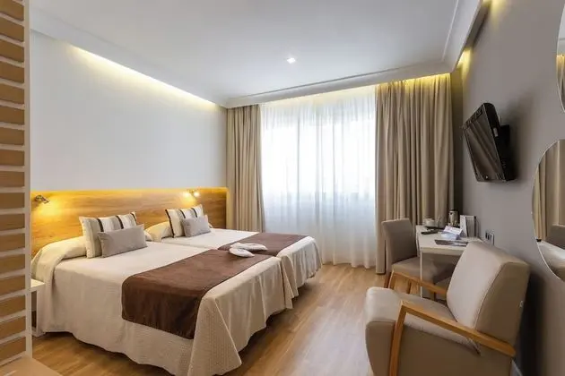 Standard Tek Büyük Yataklı Oda