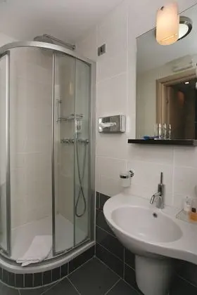 Tek Kişilik Oda, Balkon, Park Manzaralı