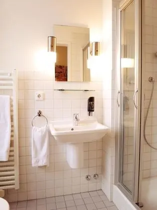 Design Tek Büyük Yataklı Oda