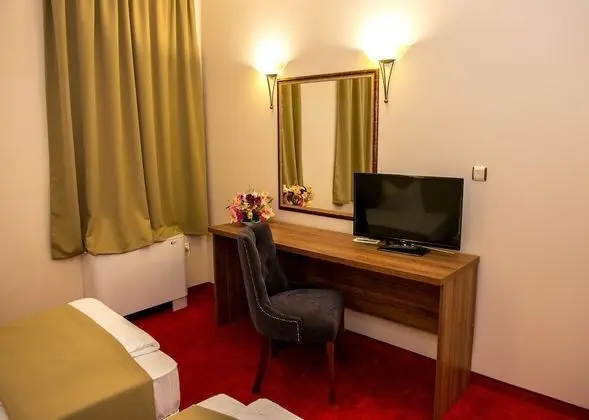 Standard Tek Büyük Yataklı Oda, 2 Tek Kişilik Yatak, Şehir Manzaralı