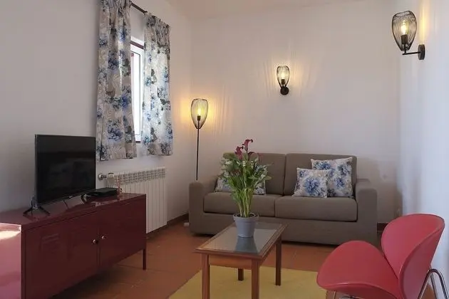 Family Apart Daire, 1 Yatak Odası, Havuz Manzaralı