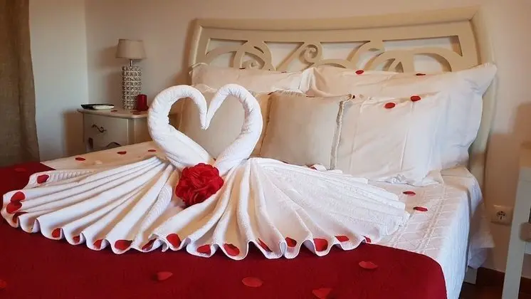 Tek Büyük Yataklı Oda