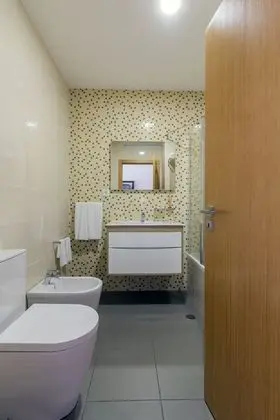 Tek Büyük veya İki Ayrı Yataklı Oda (Miradouro da Lira)